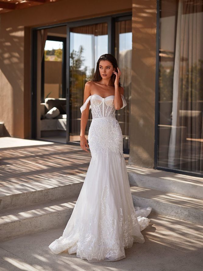 Gaia-Milla Nova-ウエディングドレス